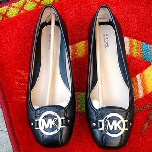 New Michael Kors Black Leather Fulton Moc Flats